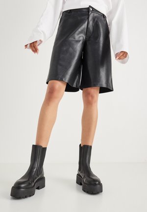 BERMUDA - Short - black