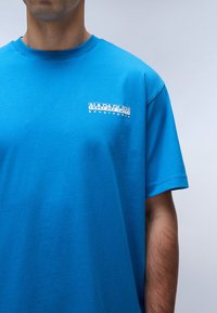 Thumbnail Image 3