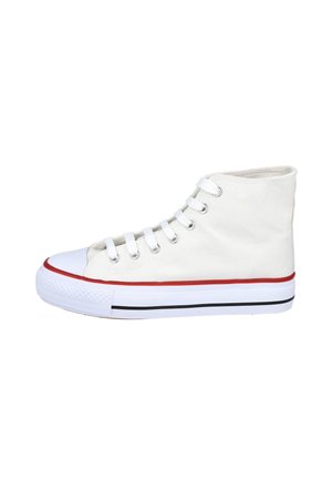 Zapatilla blanca de lona de caña alta con cordones blancos, franja roja sobre la suela, franja negra en la suela de goma blanca, vista de lado.