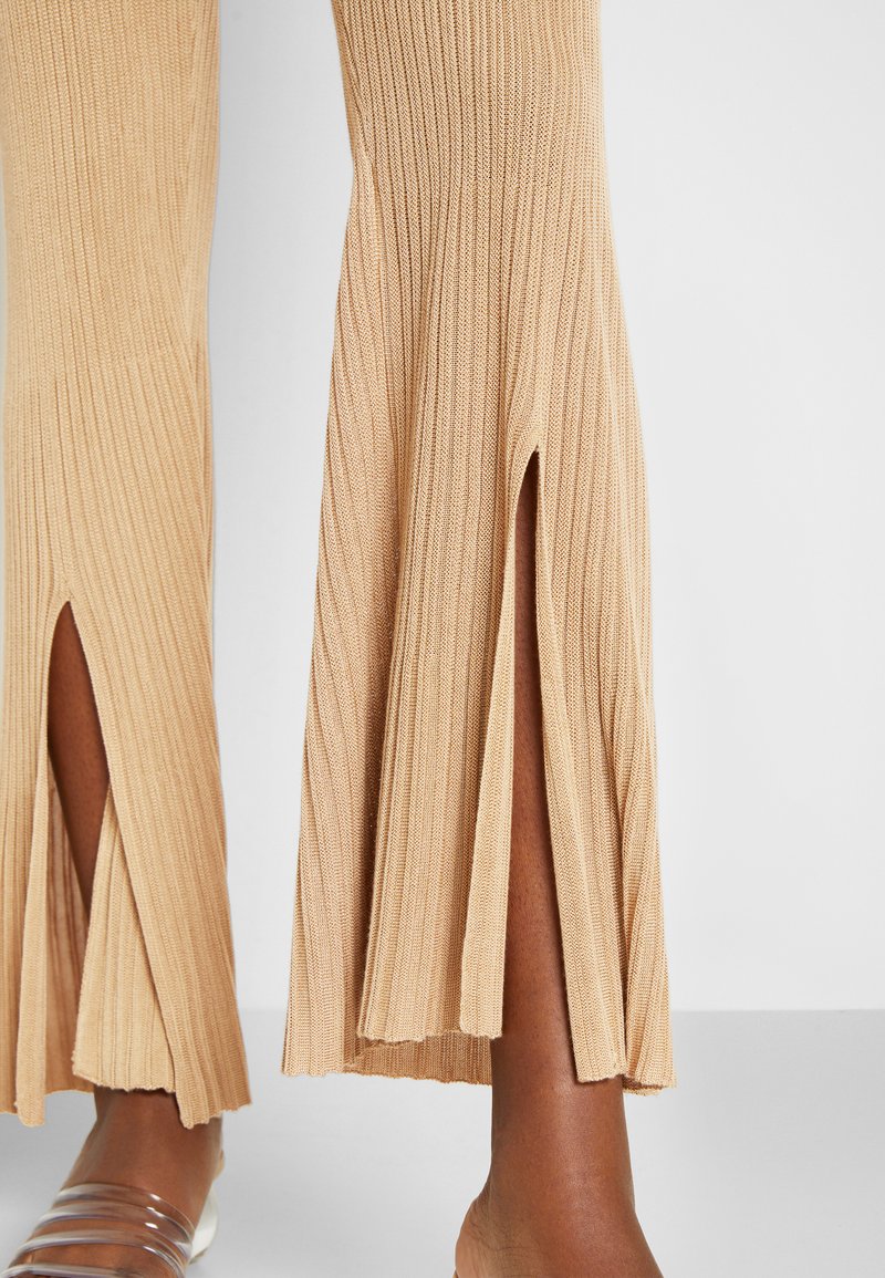 Damen Bekleidung | Cult Gaia DALIA PANT Stoffhose sand - HV63776 Damen Bekleidung | Cult Gaia DALIA PANT Stoffhose sand - HV63776