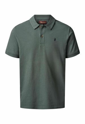Donkergroen poloshirt met korte mouwen, een kraag, twee knopen en een klein geborduurd logo op de linkerborst.