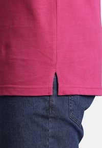 Jan Vanderstorm LAVRANS - Polo shirt - pink