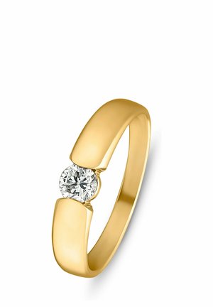 Goldring mit einem glatten Banddesign, in dem ein runder, brillantgeschliffener Diamant zwischen zwei geschwungenen Abschnitten eingesetzt ist. Polierte Oberfläche.
