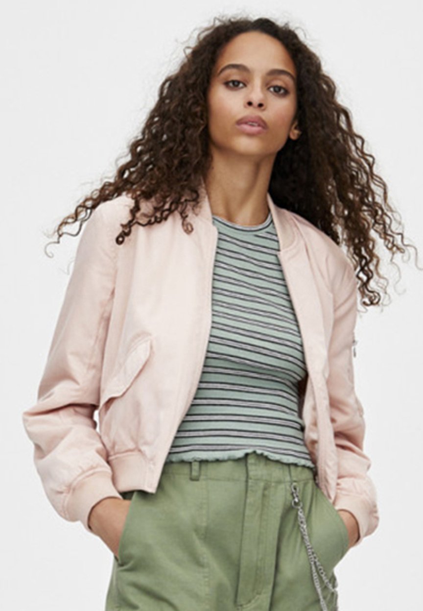 pull and bear pink jacket