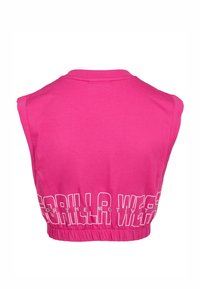Roze cropped tanktop met een ronde halslijn en mouwloos ontwerp, met witte tekst "GORILLA WEAR" aan de achterkant van de zoom.