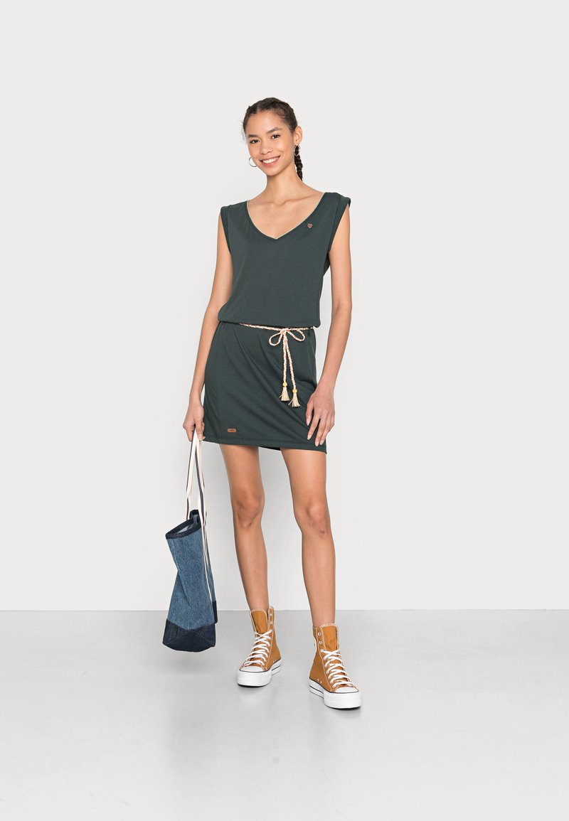 Damen Freizeitkleider | Ragwear SLAVKA Jerseykleid dark green/dunkelgrün - PJ28702 Damen Freizeitkleider | Ragwear SLAVKA Jerseykleid dark green/dunkelgrün - PJ28702