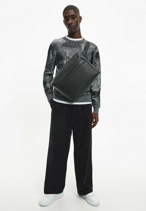 Calvin Klein BUSINESS  - Funda para portátil - ck black