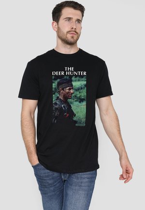 Cotton Soul THE DEER HUNTER - T-Shirt print - black
