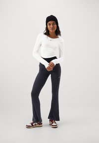 Nike Sportswear Hosszú ujjú felső - sail/(black)