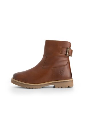 Winter boots - cognac
