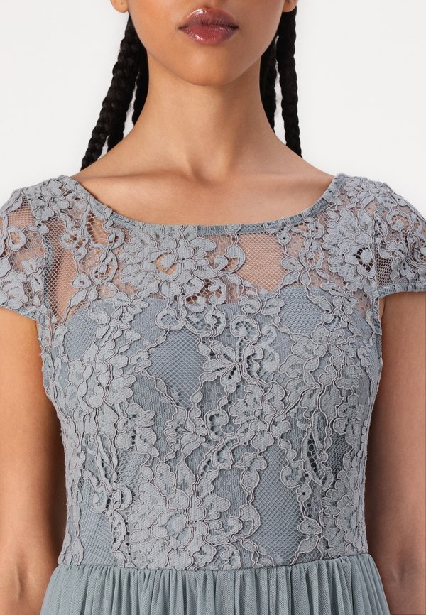 VIULRICANA  - Occasion wear - trooper4