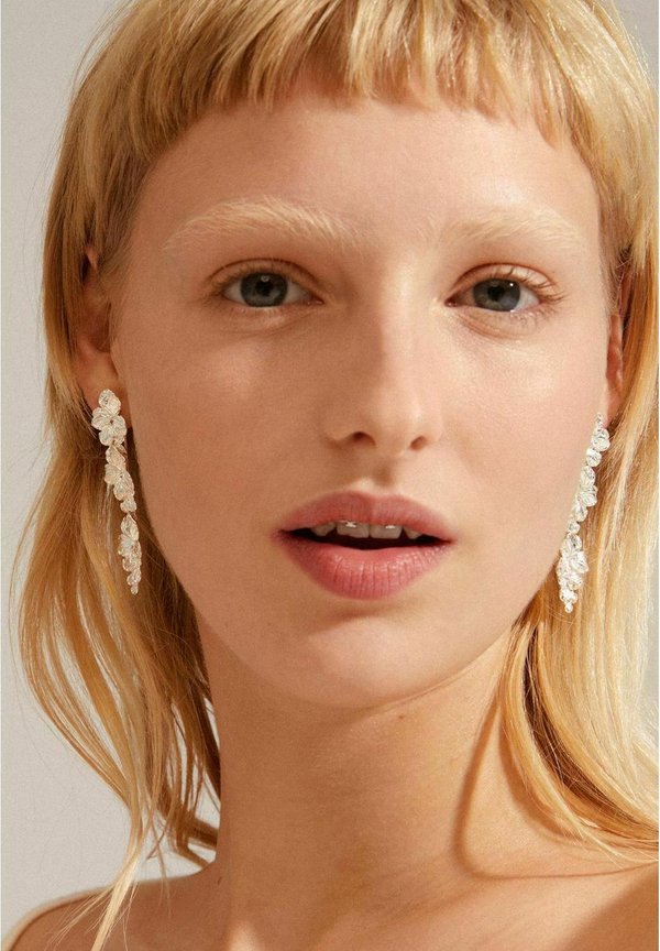 ECHO FLOWER DANGLE - Ohrringe - silver plated