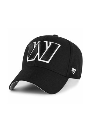 Schwarze Baseballkappe mit einem großen, weißen, aufgestickten "W" auf der Vorderseite, ausgestattet mit einer gebogenen Schirm und einem kleinen weißen Logo an der Seite.
