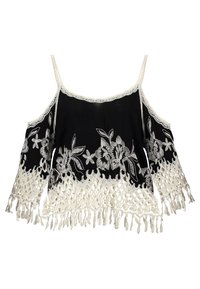 Haut noir à épaules dénudées avec broderie florale blanche, bordure en dentelle élaborée et ourlet frangé. Confectionné en tissu léger.