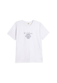 Hvid bomulds t-shirt med korte ærmer, rund halsudskæring og et skaldyr grafik med teksten "tag mig til havet" i sort og lilla.