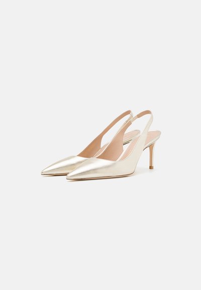 Stuart Weitzman SLING  - Saltos altos - light gold