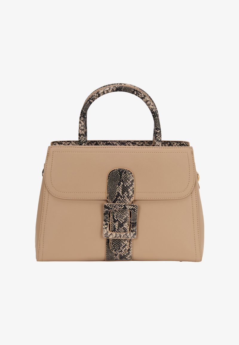 Beige faux læder håndtaske med sorte slangeskinnemønstrede accenter og en stor spænde på forsiden. To korte håndtag på toppen.