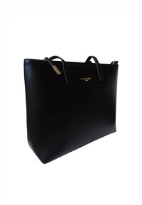 Borsa a tracolla nera in pelle con due manici, forma rettangolare, superficie testurizzata e un accento con logo dorato sul davanti. Chiusura superiore con zip.