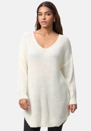 Elara Maglione - weiß