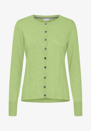 Vihreä neuletakki, jossa on pyöreä kaulus, nappisuljenta ja sivutaskut. Valmistettu kevyestä kankaasta, jossa on ribbaudut hihansuut ja helma.