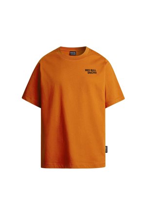 Narančasta pamučna majica s kratkim rukavima, okruglih izreza, s crnim logotipom "RED BULL RACING" na lijevoj strani prsnog područja, opuštajućeg kroja.
