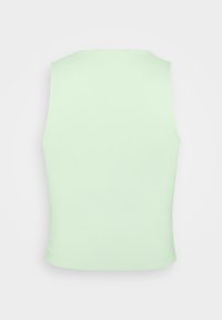 Haut sans manches en tissu vert clair, texture lisse, design ajusté, encolure ronde, sans coutures ni motifs visibles, vue arrière simple.