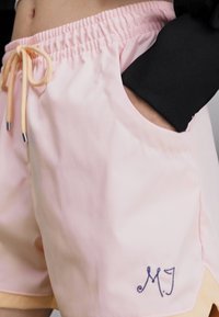 Jordan Teplákové kalhoty - atmosphere/celestial gold/french blue