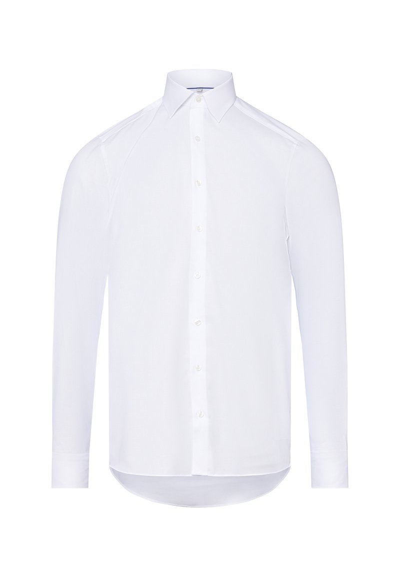Camicia bianca a maniche lunghe realizzata in tessuto morbido, con chiusura a bottoni sul davanti, colletto classico e orlo arrotondato. Presenta maniche con polsini.