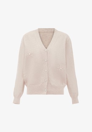 Beige gebreide cardigan met een V-hals, lange mouwen en een textuurstof. Kenmerkend zijn parelachtige accenten op de zakken en vijf met juwelen versierde knopen.