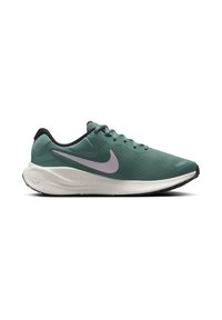Nike löparsko i mörk teal-nät med en ljuslila logotyp, svarta detaljer och en vit dämpad sula med ett texturerat svart sulmönster.