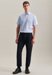 Seidensticker SHAPED FIT - Zakelijk overhemd - blue