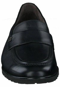 Schwarze Lederloafer mit breitem Riemen und dekorativem Metallelement. Abgerundete Spitze, genähte Details und strukturierte Oberseite. Gummisohle.