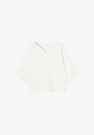 Top bianco, corto, con scollatura a V e maniche ampie a tre quarti, realizzato in tessuto morbido, caratterizzato da una superficie liscia e un design minimal.