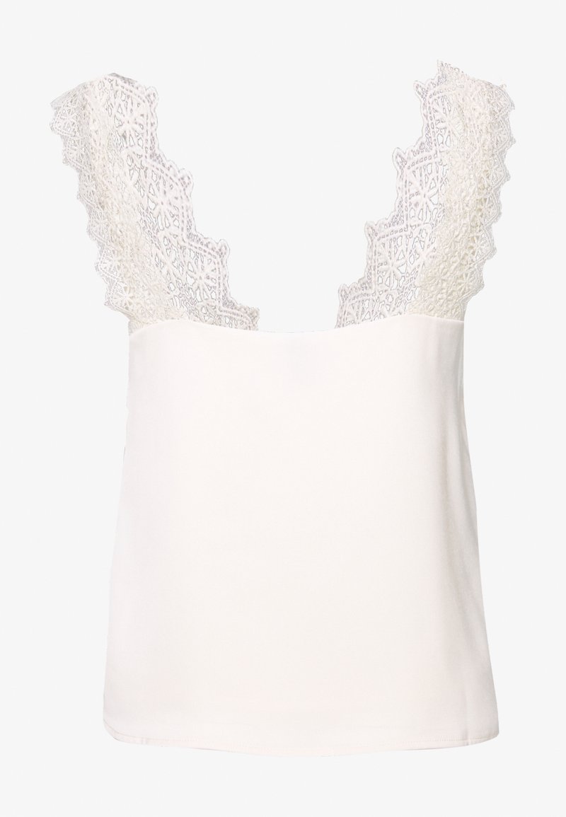 Débardeur blanc avec des accents de dentelle festonnée le long de l'encolure et des bretelles. Texture de tissu lisse avec un design simple et élégant.