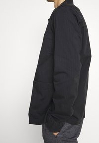 Marc O'Polo Let jakke / Sommerjakker - dark grey