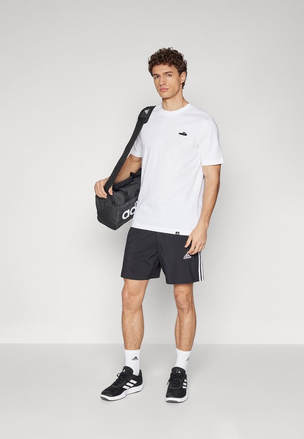 LOUNGE SLIDE GRAPHIC - Basic T-shirt3