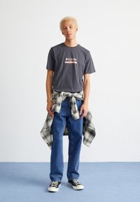 Columbia EXPLORERS CANYON BACK TEE - T-shirts print - shark