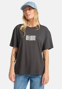 Unselected, black