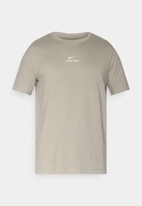 Selezionato, light army/light liquid lime