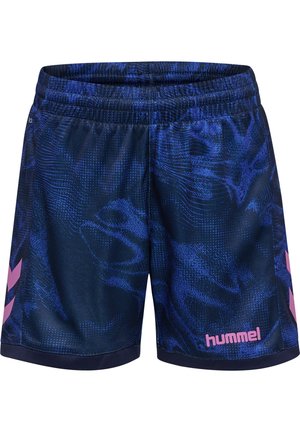 Mørkeblå sportsshorts med abstrakte mørkere blå mønstre, pink hummel-logo foran til højre og tre pink chevrons på hver side.