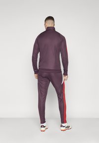 adidas Performance FC BAYERN M�NCHEN TRACK SUIT - Träningsset - shadow maroon/red