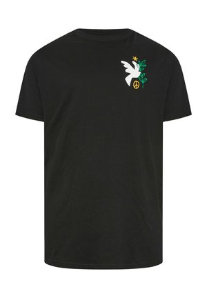 Czarny T-shirt z małą białą gołębicą trzymającą zieloną gałązkę, żółty kwiat i żółty symbol pokoju na piersi.
