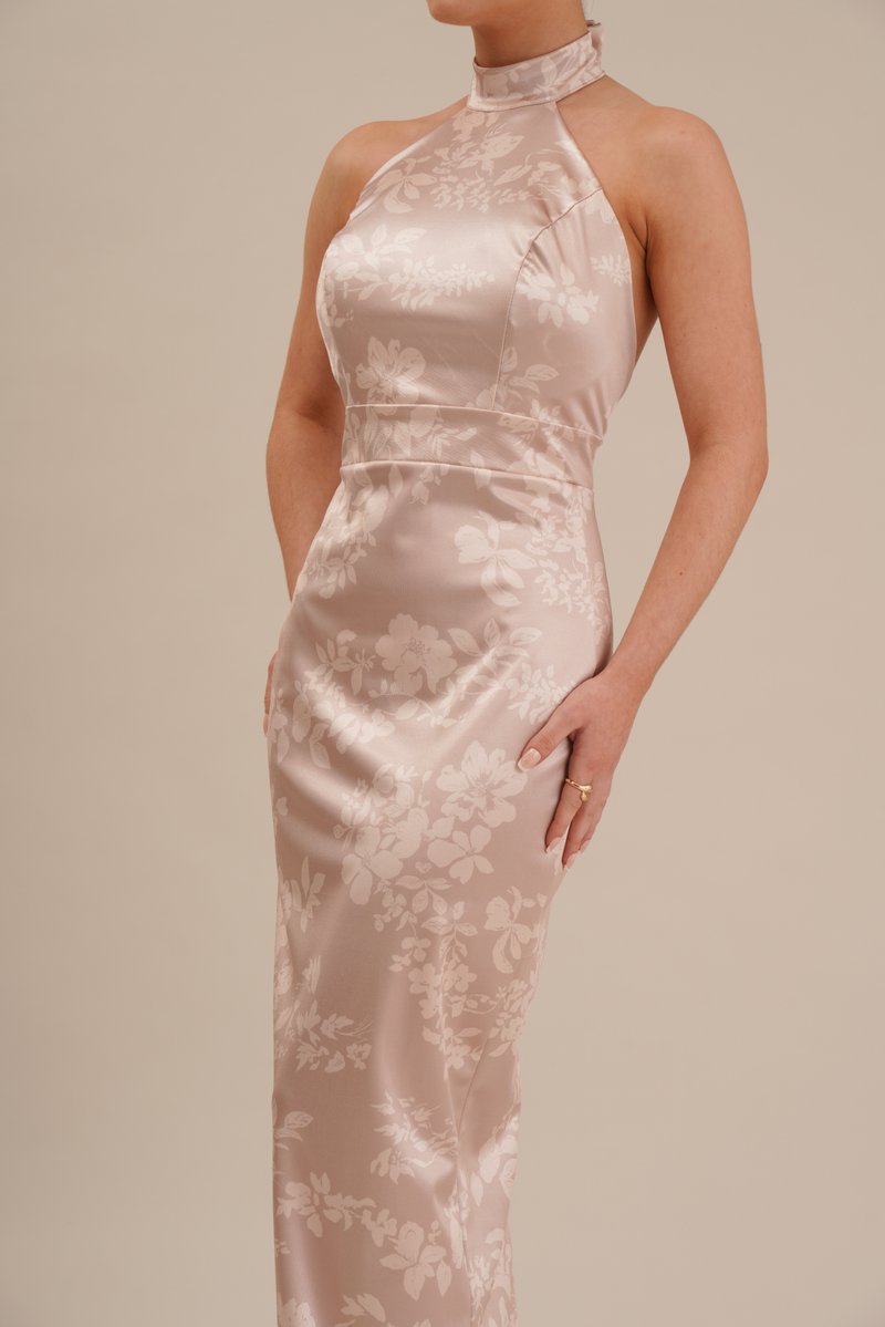 WAL G PETITE ABIGAIL HALTER NECK DRESS - Cocktail dress / Party dress -  champagne/gold-coloured - Zalando.ie