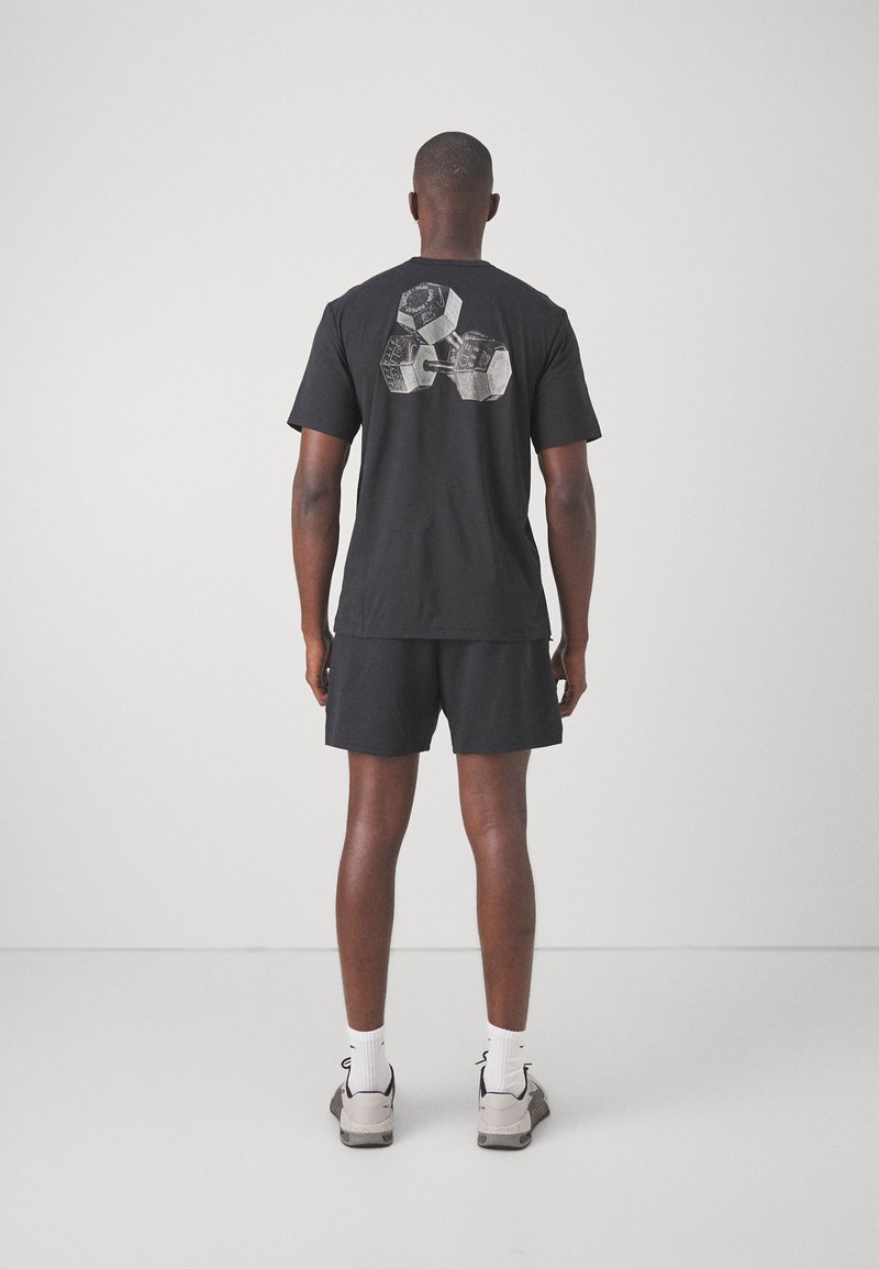 Nike Performance PRIMARY FLEECE - Sportovní kraťasy - black