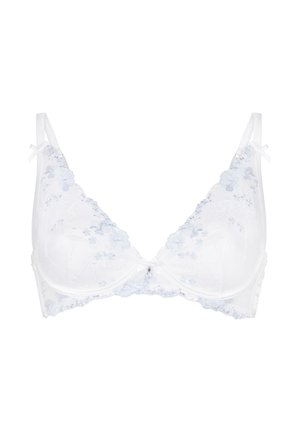 Weißer Spitzen-BH mit floraler Stickerei, verstellbaren Trägern und kleinen Schleifen nahe den Trägern, auf einem einfarbigen weißen Hintergrund präsentiert.