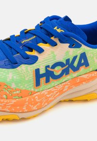 HOKA SPEEDGOAT 6 UNISEX - Trail tekaški čevlji - ultramarine/electric lime
