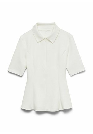 Valge lühikeste varrukatega pluus terava kraega ja ees lukuga, vormitud lõige, kergelt lehviva äärega.