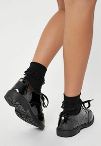 Lipsy SCHOOL REGULAR FIT - Šněrovací boty - black