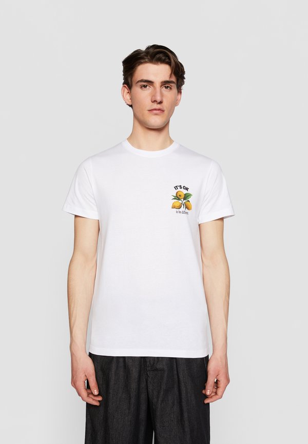 IT'S OK - T-Shirt print