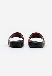 MICHAEL Michael Kors GILMORE SLIDE - Ciabattine - bright red